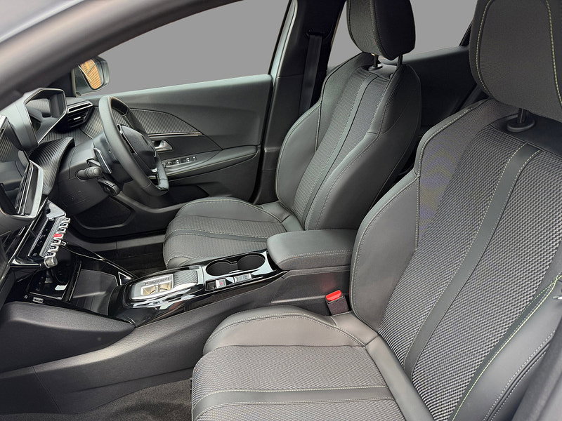 Peugeot 2008 PURETECH EAT8 S/S GT
