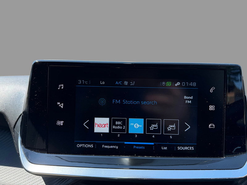 Peugeot 208 PURETECH ALLURE PREMIUM PLUS S/S
