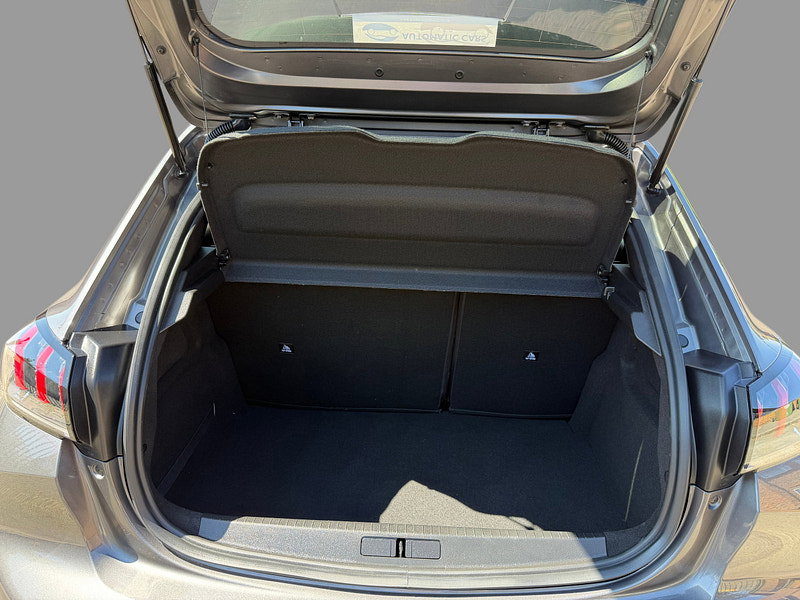Peugeot 208 PURETECH ALLURE PREMIUM PLUS S/S
