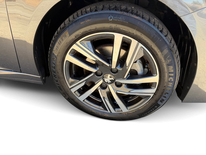 Peugeot 208 PURETECH ALLURE PREMIUM PLUS S/S