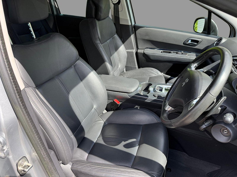 Peugeot 3008 E-HDI ALLURE