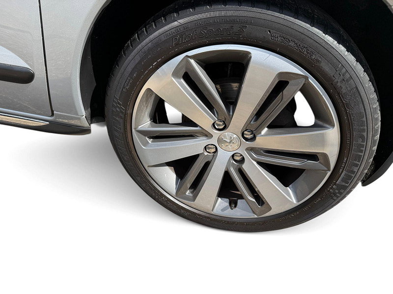 Peugeot 3008 E-HDI ALLURE