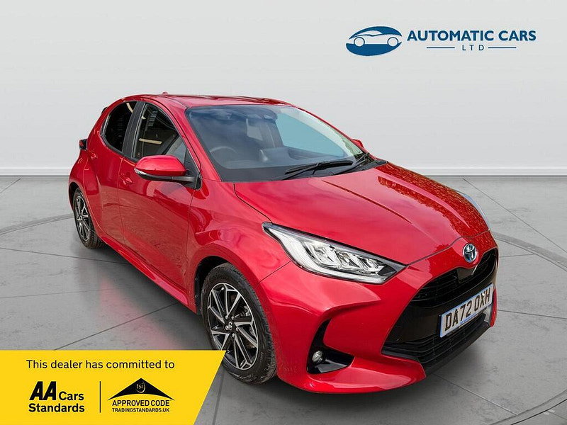 Toyota Yaris DESIGN FHEV