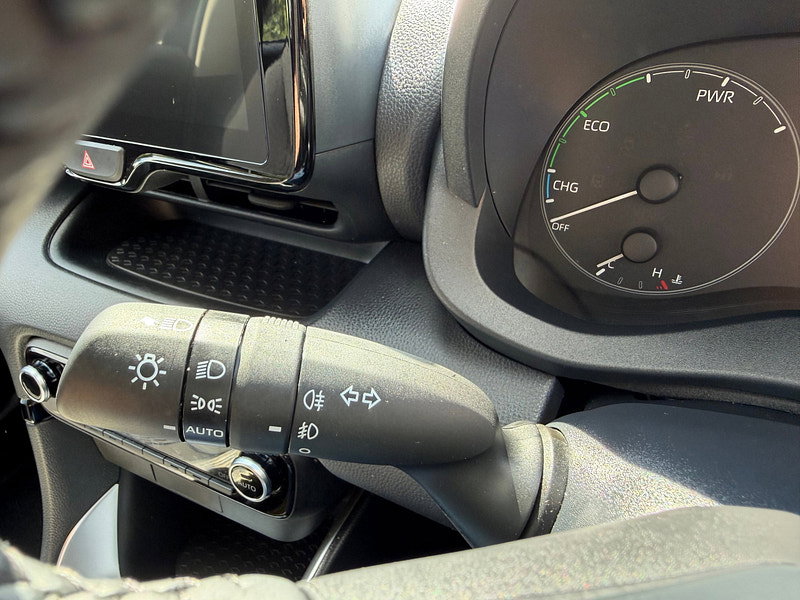 Toyota Yaris ICON FHEV