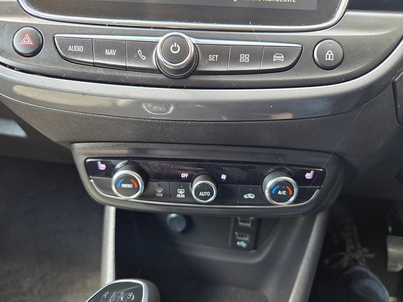 Vauxhall Crossland ULTIMATE