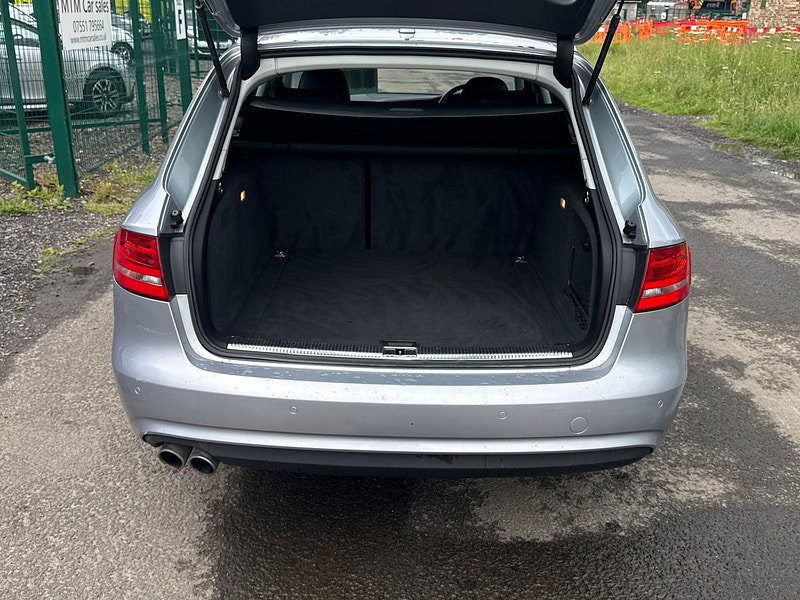Audi A4 Avant 2.0 TDI SE Technik Estate 5dr Diesel Manual Euro 5 (s/s) (177 ps)