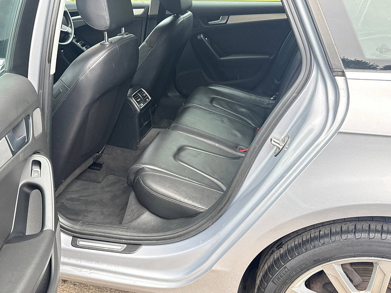 Audi A4 Avant 2.0 TDI SE Technik Estate 5dr Diesel Manual Euro 5 (s/s) (177 ps)