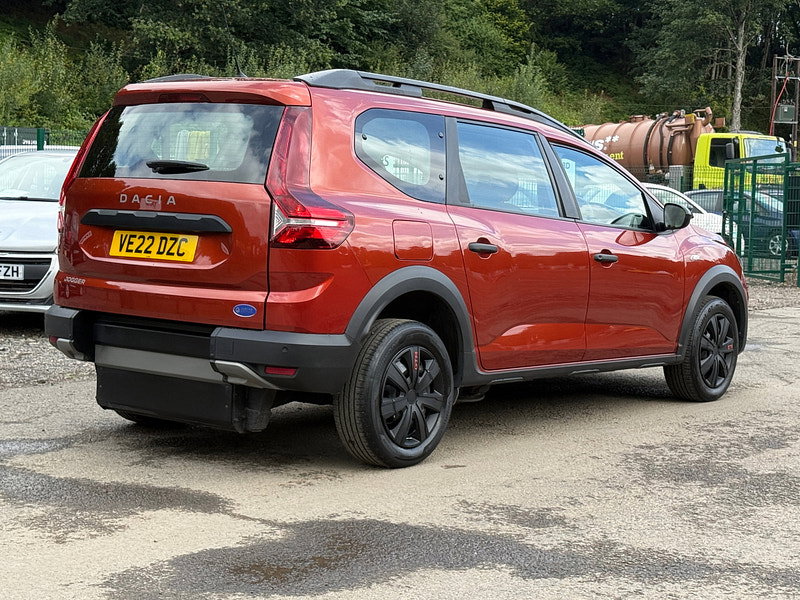 Dacia Jogger 1.0 TCe Essential MPV 5dr Petrol Manual Euro 6 (s/s) (110 ps)
