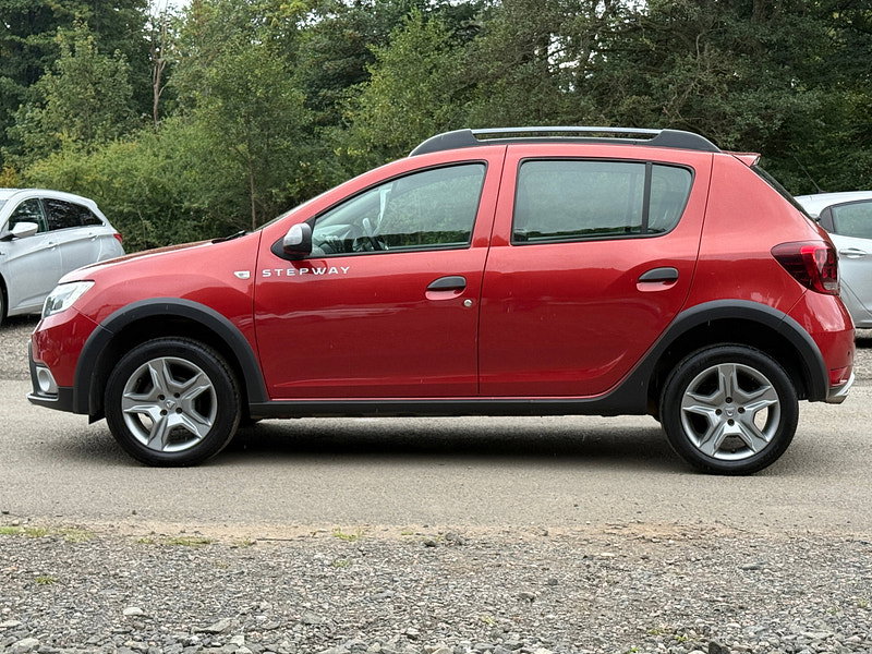 Dacia Sandero Stepway 0.9 TCe Laureate Hatchback 5dr Petrol Manual Euro 6 (s/s) (90 ps)