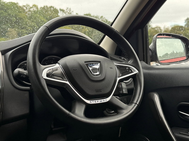 Dacia Sandero Stepway 0.9 TCe Laureate Hatchback 5dr Petrol Manual Euro 6 (s/s) (90 ps)