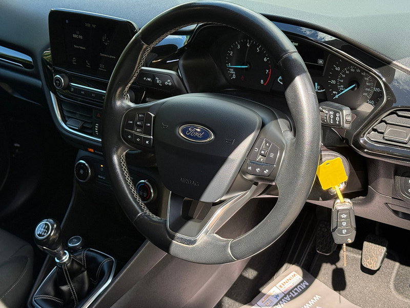 Ford Fiesta 1.0T EcoBoost Zetec Hatchback 5dr Petrol Manual Euro 6 (s/s) (100 ps)