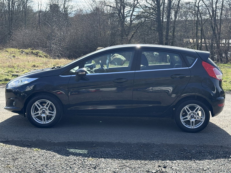Ford Fiesta 1.25 Zetec Hatchback 5dr Petrol Manual Euro 5 (82 ps)