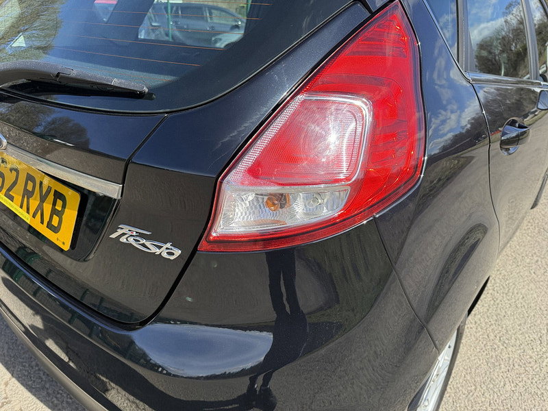 Ford Fiesta 1.25 Zetec Hatchback 5dr Petrol Manual Euro 5 (82 ps)
