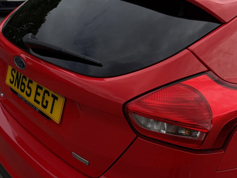 Ford Focus 1.0T EcoBoost Zetec Hatchback 5dr Petrol Manual Euro 6 (s/s) (125 ps)