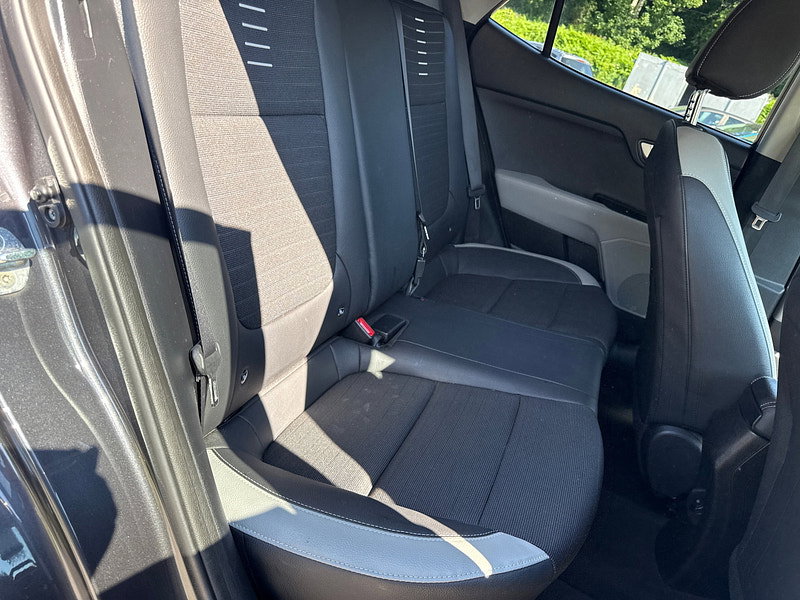 Kia Stonic 1.0 T-GDi 3 SUV 5dr Petrol DCT Euro 6 (s/s) (118 bhp)