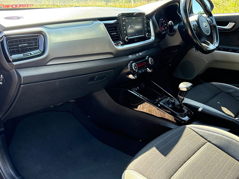Kia Stonic 1.0 T-GDi 3 SUV 5dr Petrol DCT Euro 6 (s/s) (118 bhp)