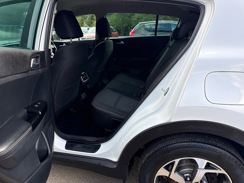 Kia Sportage 1.6 CRDi EcoDynamics+ 2 SUV 5dr Diesel Hybrid Manual Euro 6 (s/s) (134 bhp)