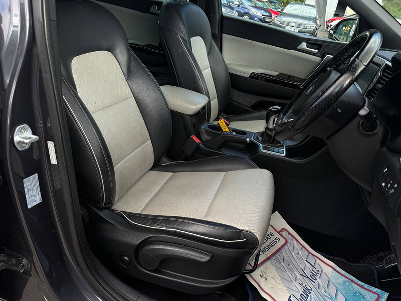 Kia Sportage 1.7 CRDi GT-Line SUV 5dr Diesel Manual Euro 6 (s/s) (114 bhp)