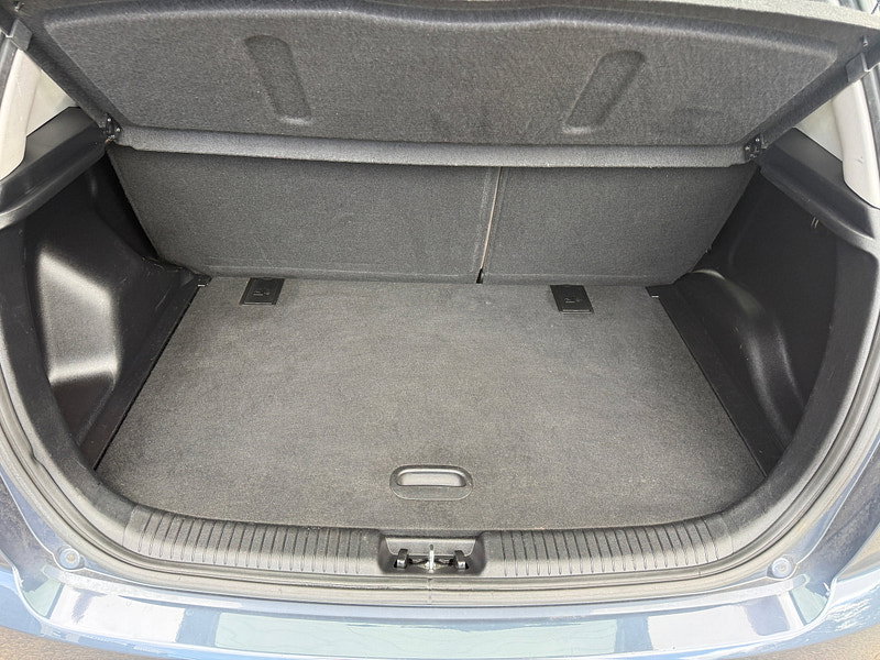 Kia Venga 1.6 4 MPV 5dr Petrol Manual Euro 6 (s/s) (123 bhp)