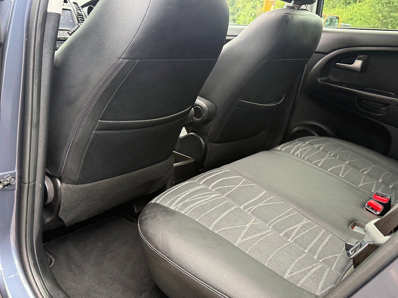 Kia Venga 1.6 4 MPV 5dr Petrol Manual Euro 6 (s/s) (123 bhp)