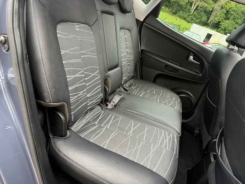Kia Venga 1.6 4 MPV 5dr Petrol Manual Euro 6 (s/s) (123 bhp)