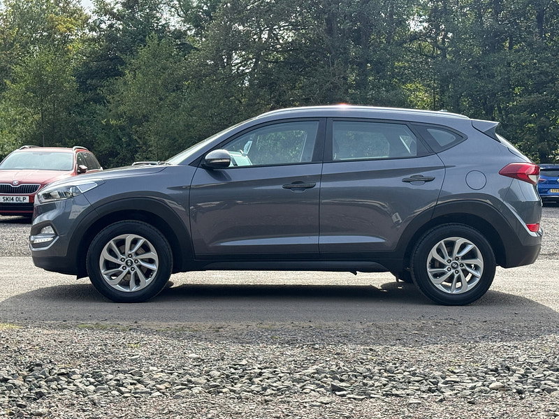 Hyundai Tucson 1.6 GDi Blue Drive SE Nav SUV 5dr Petrol Manual Euro 6 (s/s) (132 ps)