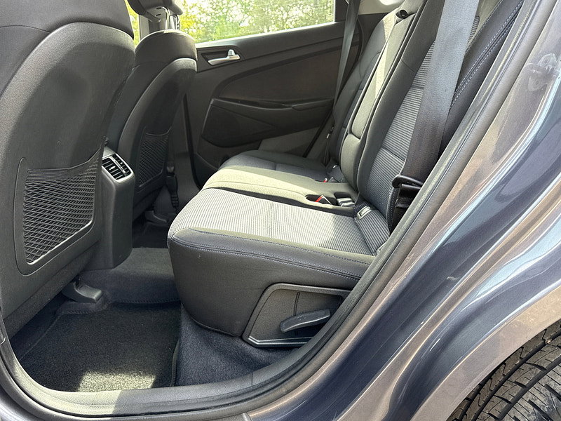 Hyundai Tucson 1.6 GDi Blue Drive SE Nav SUV 5dr Petrol Manual Euro 6 (s/s) (132 ps)