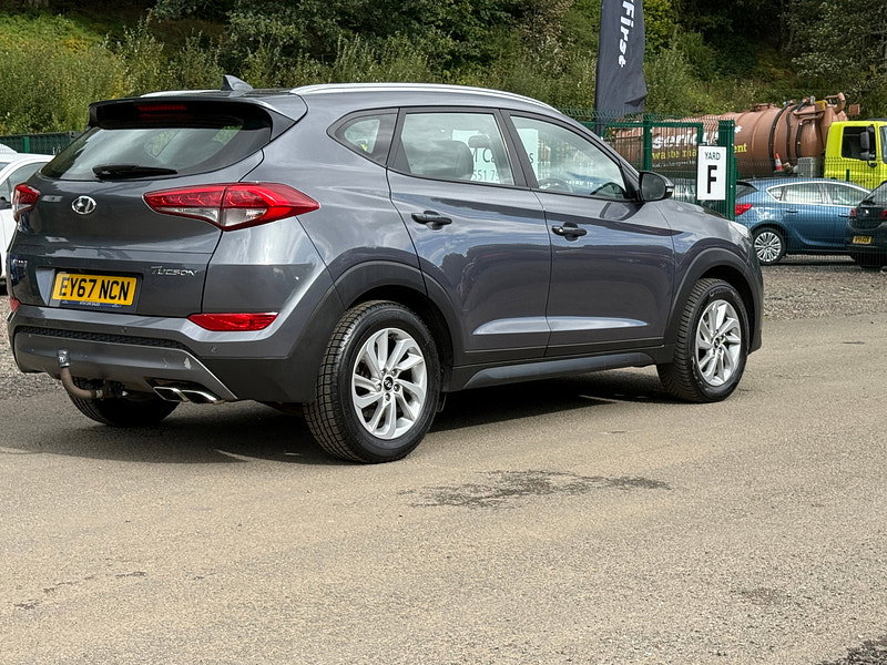 Hyundai Tucson 2.0 CRDi Blue Drive SE Nav SUV 5dr Diesel Manual Euro 6 (s/s) (136 ps)