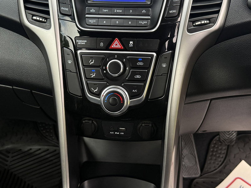 Hyundai I30 1.4 Blue Drive SE Hatchback 5dr Petrol Manual Euro 6 (s/s) (100 ps)