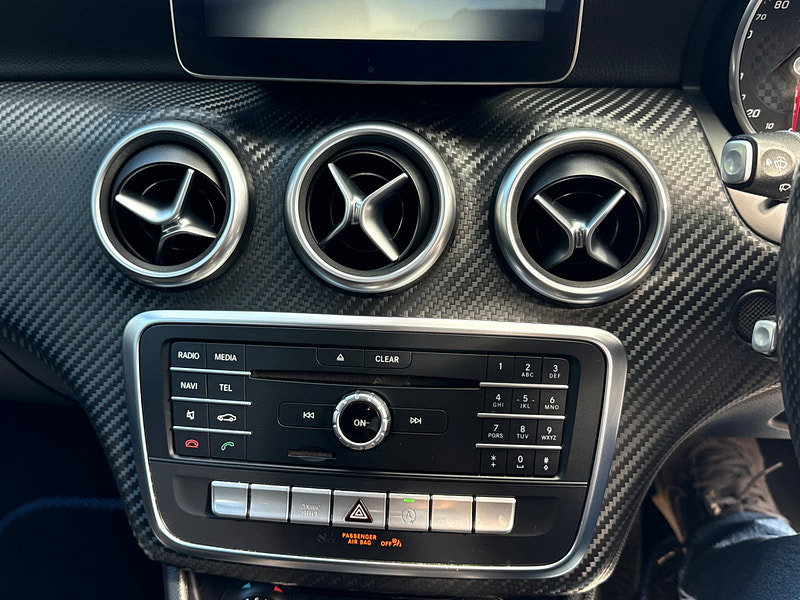 Mercedes-Benz A Class 2.1 A200d AMG Line Hatchback 5dr Diesel Manual Euro 6 (s/s) (136 ps)