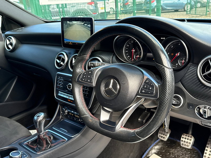 Mercedes-Benz A Class 2.1 A200d AMG Line Hatchback 5dr Diesel Manual Euro 6 (s/s) (136 ps)