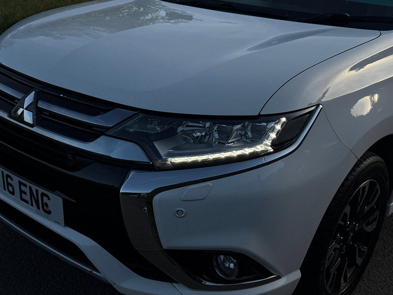 Mitsubishi Outlander 2.0h 12kWh GX5hs SUV 5dr Petrol Plug-in Hybrid CVT 4WD Euro 6 (s/s) (200 ps)