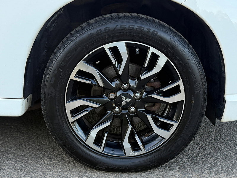 Mitsubishi Outlander 2.0h 12kWh GX5hs SUV 5dr Petrol Plug-in Hybrid CVT 4WD Euro 6 (s/s) (200 ps)