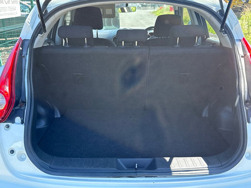 Nissan Juke 1.6 Acenta SUV 5dr Petrol Manual Euro 5 (s/s) (117 ps)