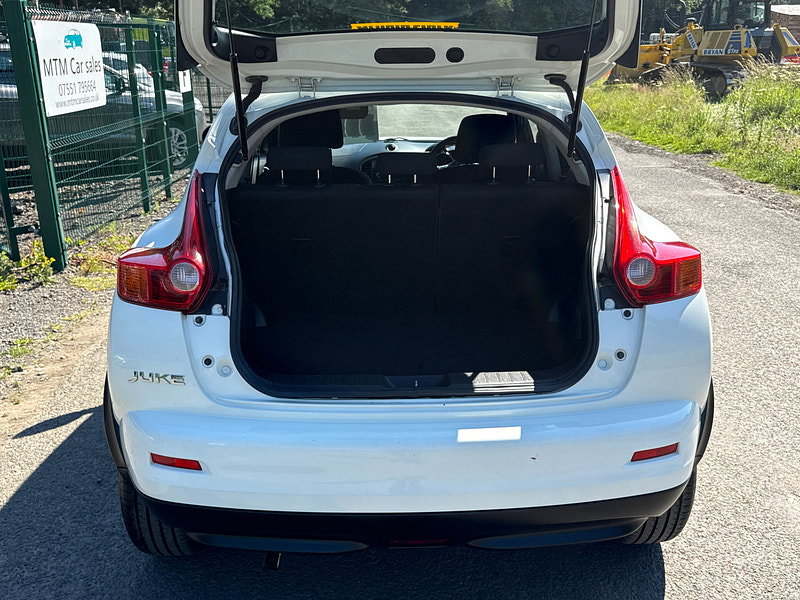 Nissan Juke 1.6 Acenta SUV 5dr Petrol Manual Euro 5 (s/s) (117 ps)