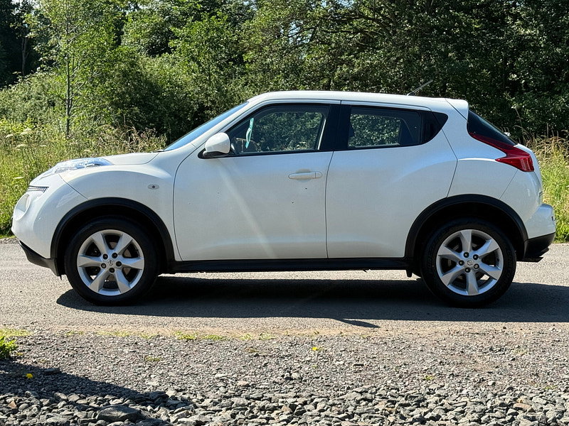 Nissan Juke 1.6 Acenta SUV 5dr Petrol Manual Euro 5 (s/s) (117 ps)