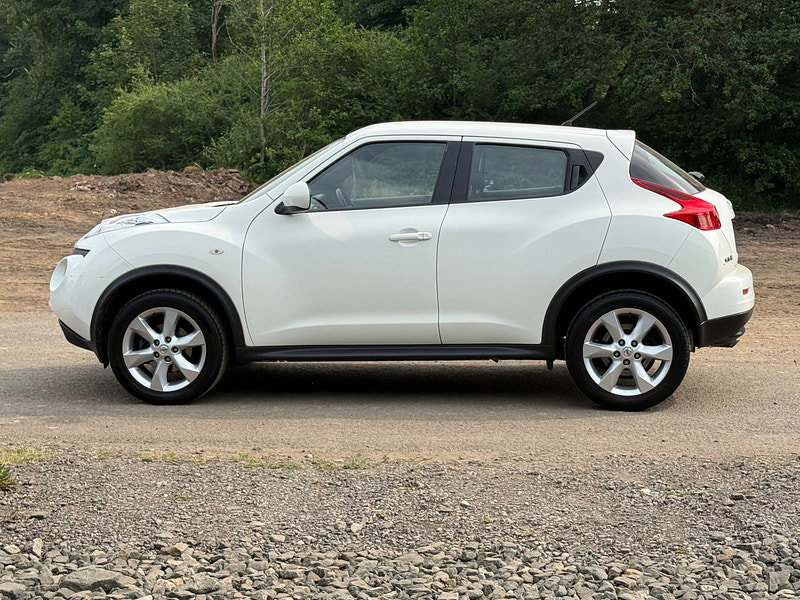 Nissan Juke 1.6 Acenta SUV 5dr Petrol Manual Euro 5 (s/s) (117 ps)