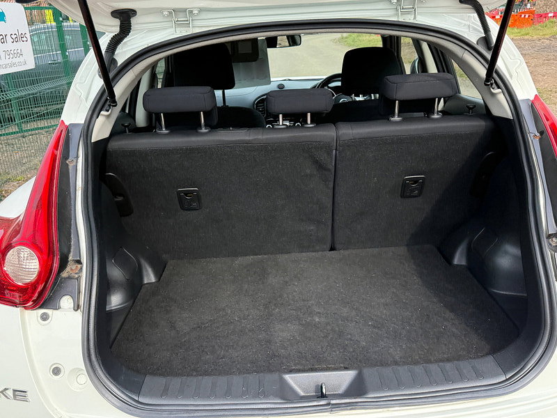 Nissan Juke 1.6 Acenta SUV 5dr Petrol Manual Euro 5 (s/s) (117 ps)