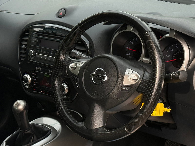Nissan Juke 1.6 Acenta SUV 5dr Petrol Manual Euro 5 (s/s) (117 ps)