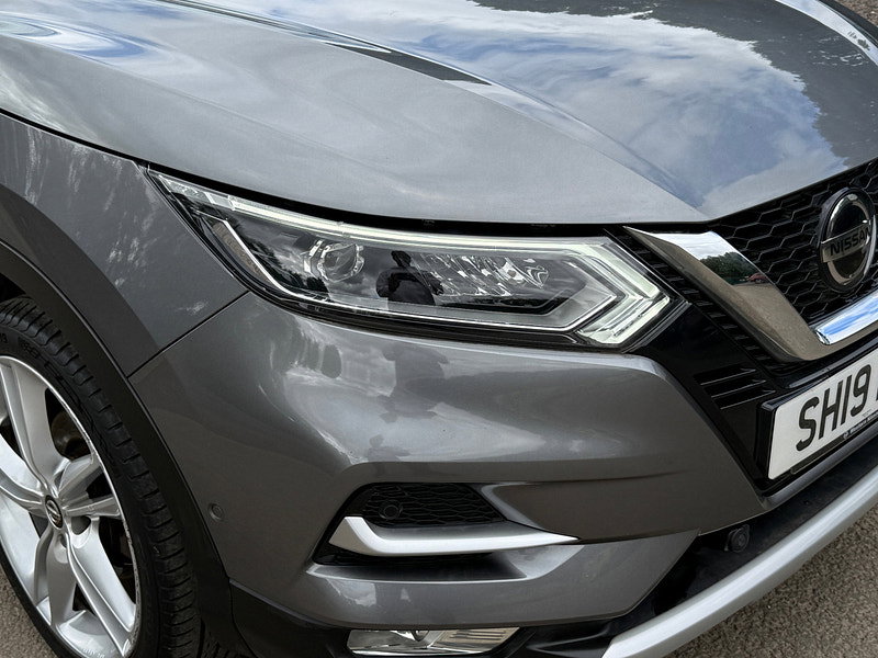 Nissan Qashqai 1.3 DIG-T N-Motion SUV 5dr Petrol Manual Euro 6 (s/s) (140 ps)