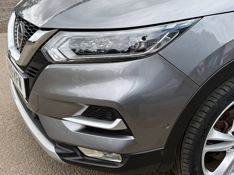 Nissan Qashqai 1.3 DIG-T N-Motion SUV 5dr Petrol Manual Euro 6 (s/s) (140 ps)