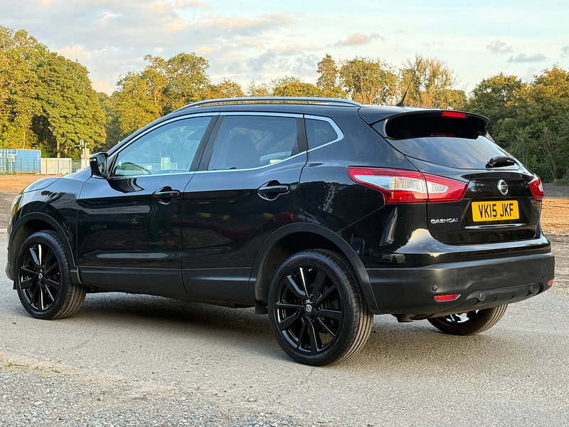 Nissan Qashqai 1.6 dCi Tekna SUV 5dr Diesel Manual 2WD Euro 5 (s/s) (130 ps)