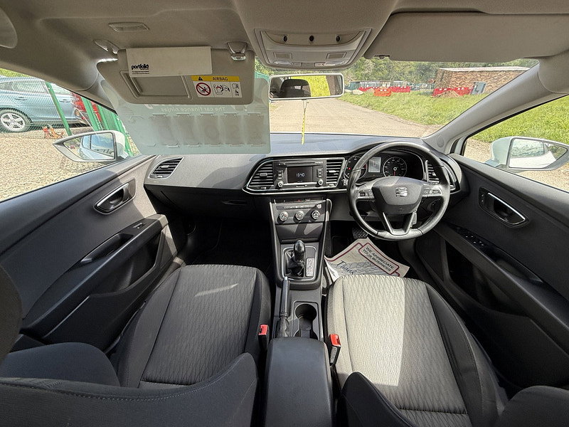 Seat Leon 2.0 TDI CR SE Hatchback 5dr Diesel DSG Euro 5 (s/s) (150 ps)