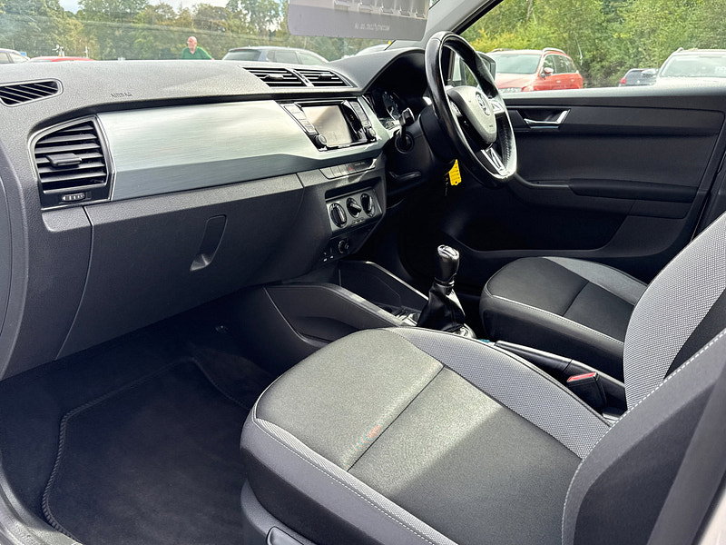 Skoda Fabia 1.0 TSI SE Hatchback 5dr Petrol Manual Euro 6 (s/s) (95 ps)