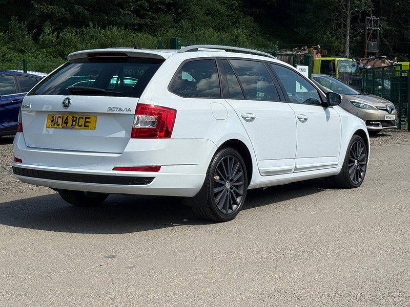 Skoda Octavia 2.0 TDI Black Edition Estate 5dr Diesel Manual Euro 5 (s/s) (150 ps)
