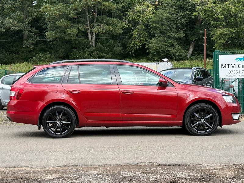 Skoda Octavia 2.0 TDI Elegance Estate 5dr Diesel Manual 4WD Euro 5 (s/s) (150 ps)