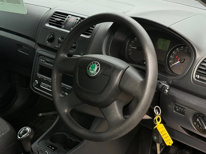 Skoda Roomster 1.6 TDI SE MPV 5dr Diesel Manual Euro 5 (90 ps)