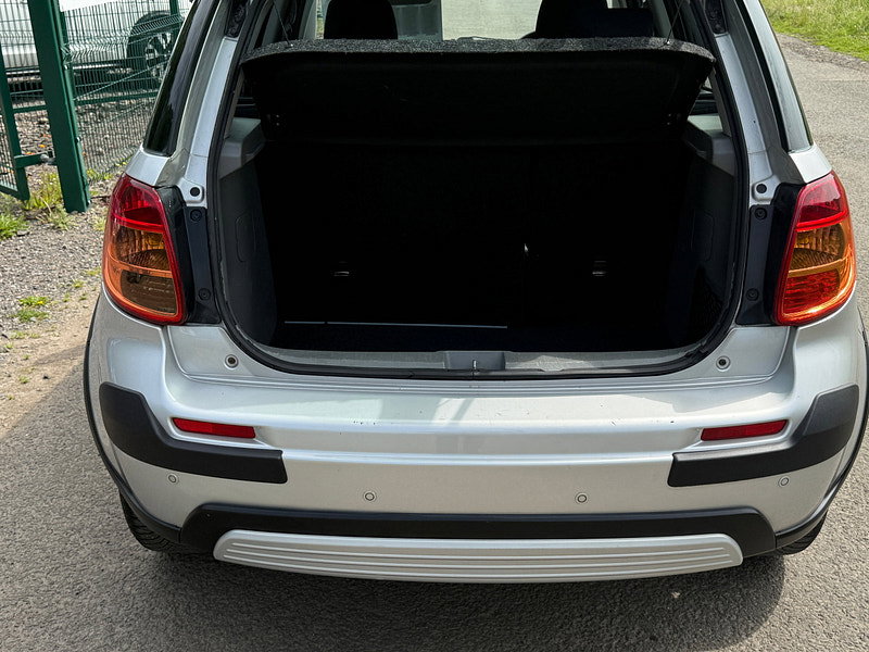 Suzuki SX4 1.6 16V GLX SUV 5dr Petrol Auto Euro 4 (106 ps)