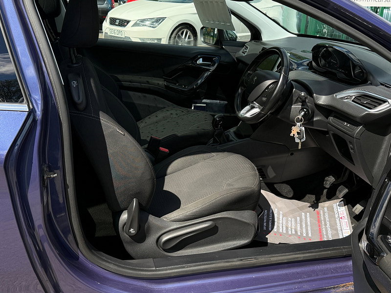 Peugeot 208 1.2 PureTech Allure Hatchback 3dr Petrol Manual Euro 6 (82 ps)