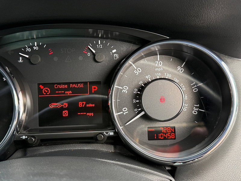 Peugeot 3008 2.0 HDi Allure SUV 5dr Diesel Auto Euro 5 (163 ps)